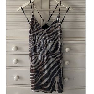 Marciano sequin animal print mini dress🐅